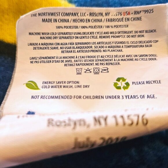 Pokemon Fleece Throw 40"x50" Soft & Warm, Ash, Pikachu - Picture 7 of 7